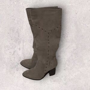 Bamboo Boots Women’s Size 7 1/2 High Heels Knee High Studded Taupe/Tan